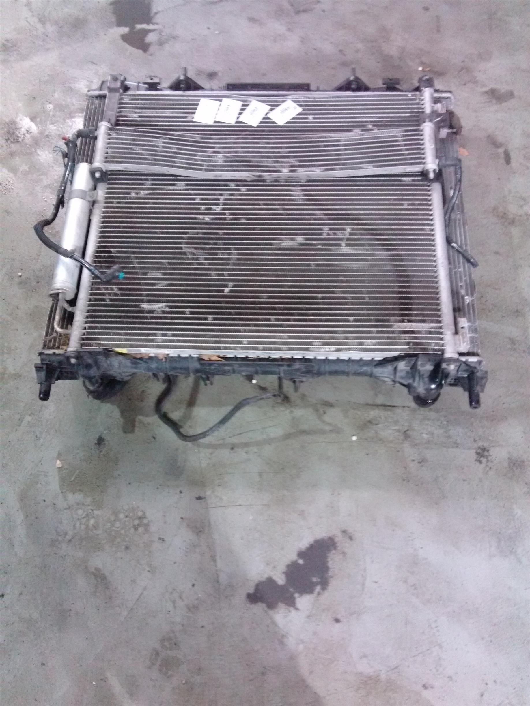 Radiator racire ulei Land Rover Range Rover Vogue, 3.0 d an 2015