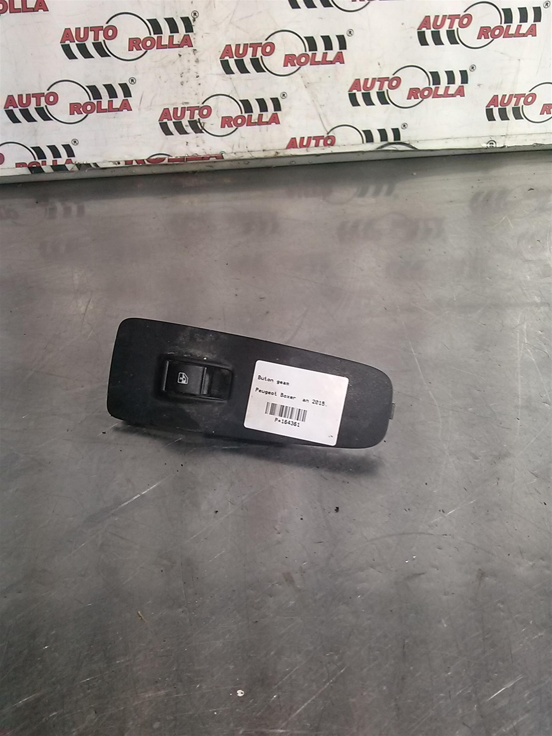 Buton geam Peugeot Boxer  an 2015.