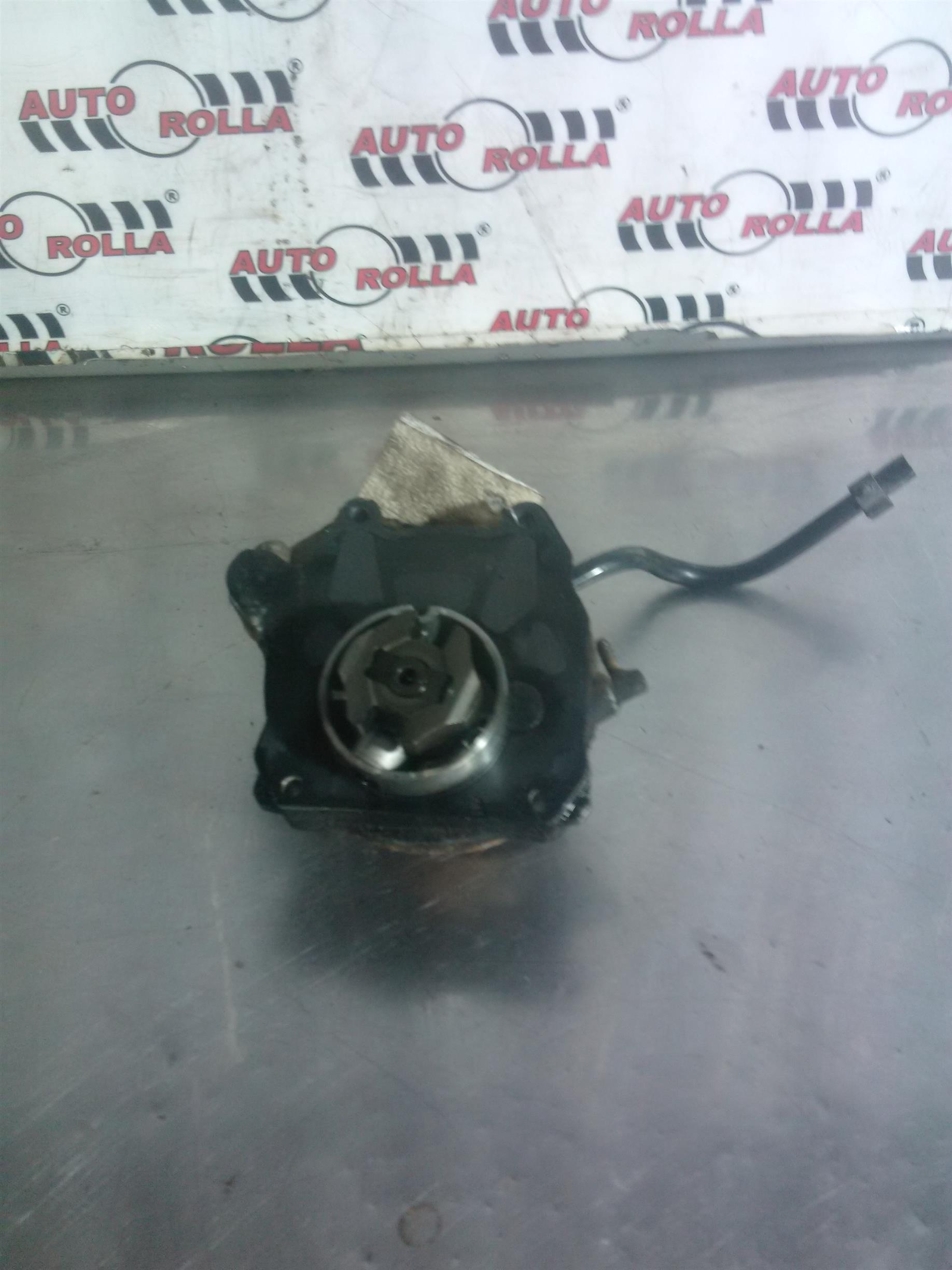 Pompa vacuum Saab 9.3, 1.9DTH an 2007,Z19DTH