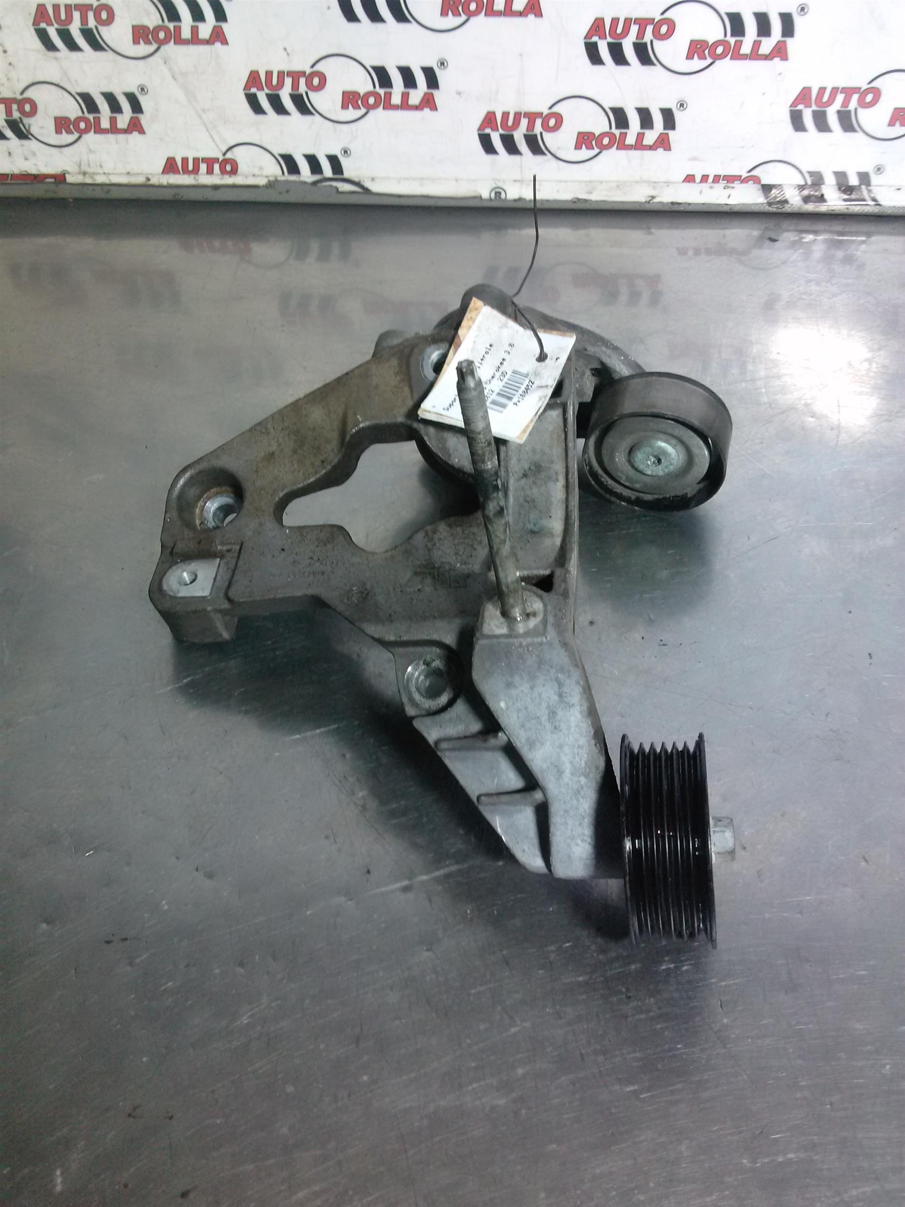 Suport accesorii+role Jeep Grand Cherokee 3.0 d, an 2012 , 23D