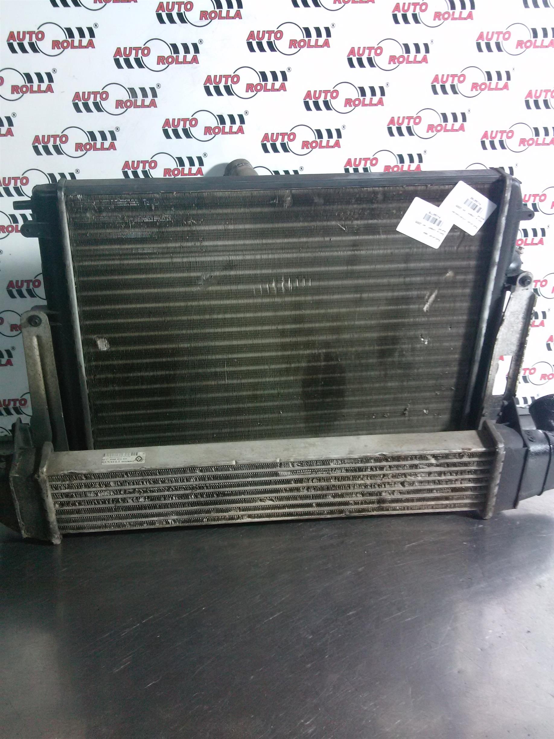 Radiator apa Dacia Logan  an 2009, euro4