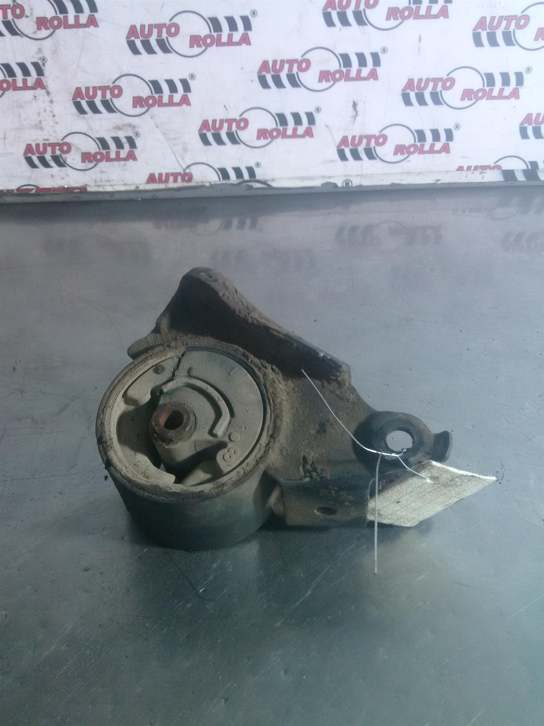 Tampon motor Nissan X trail 2.2D, an 2006, euro 4, YD22