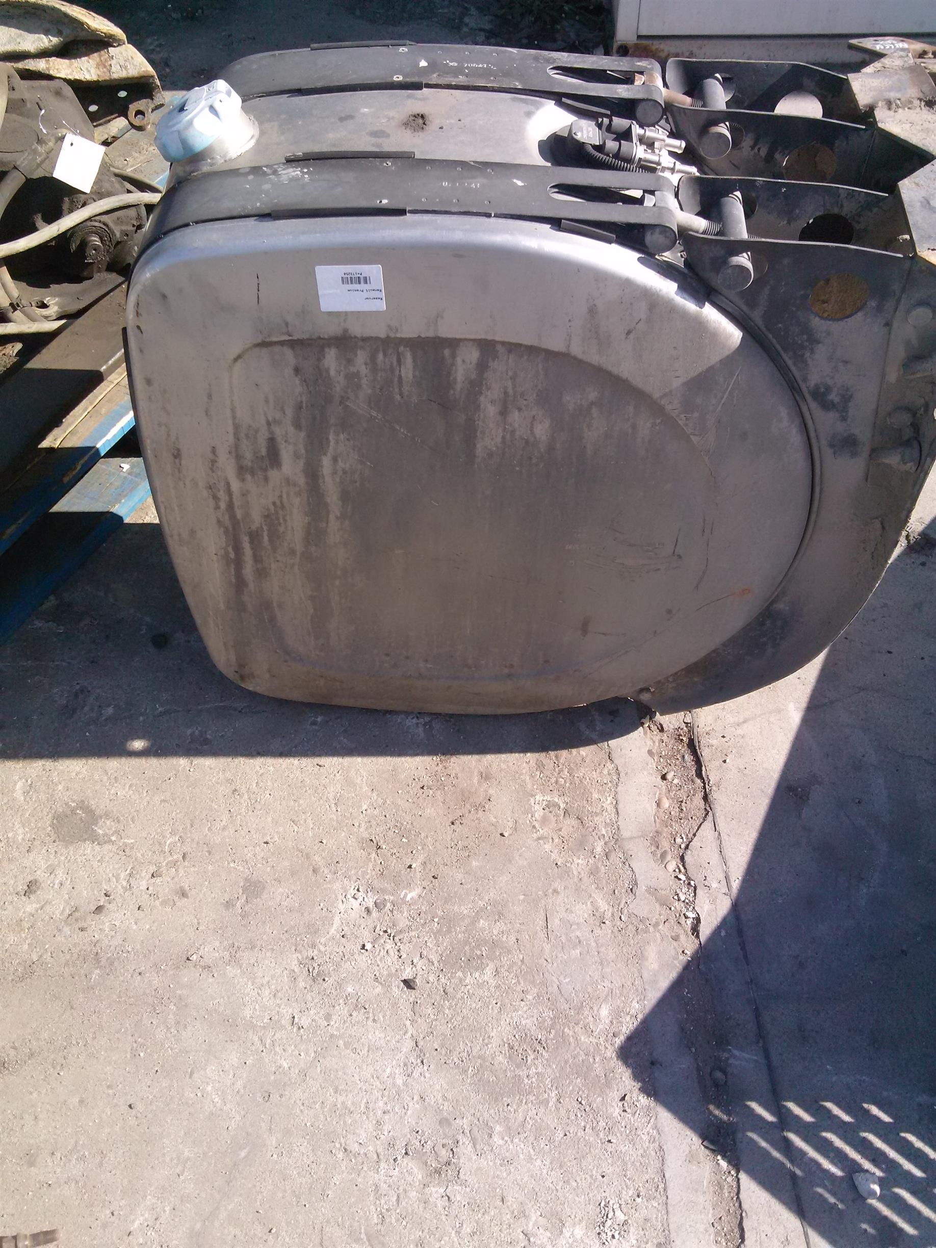 Rezervor Renault Premium