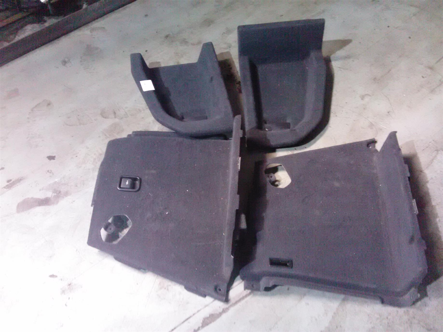 Tapiterie laterala portbagaj BMW X3 F25, 3.0 d, xDrive, N57D30A