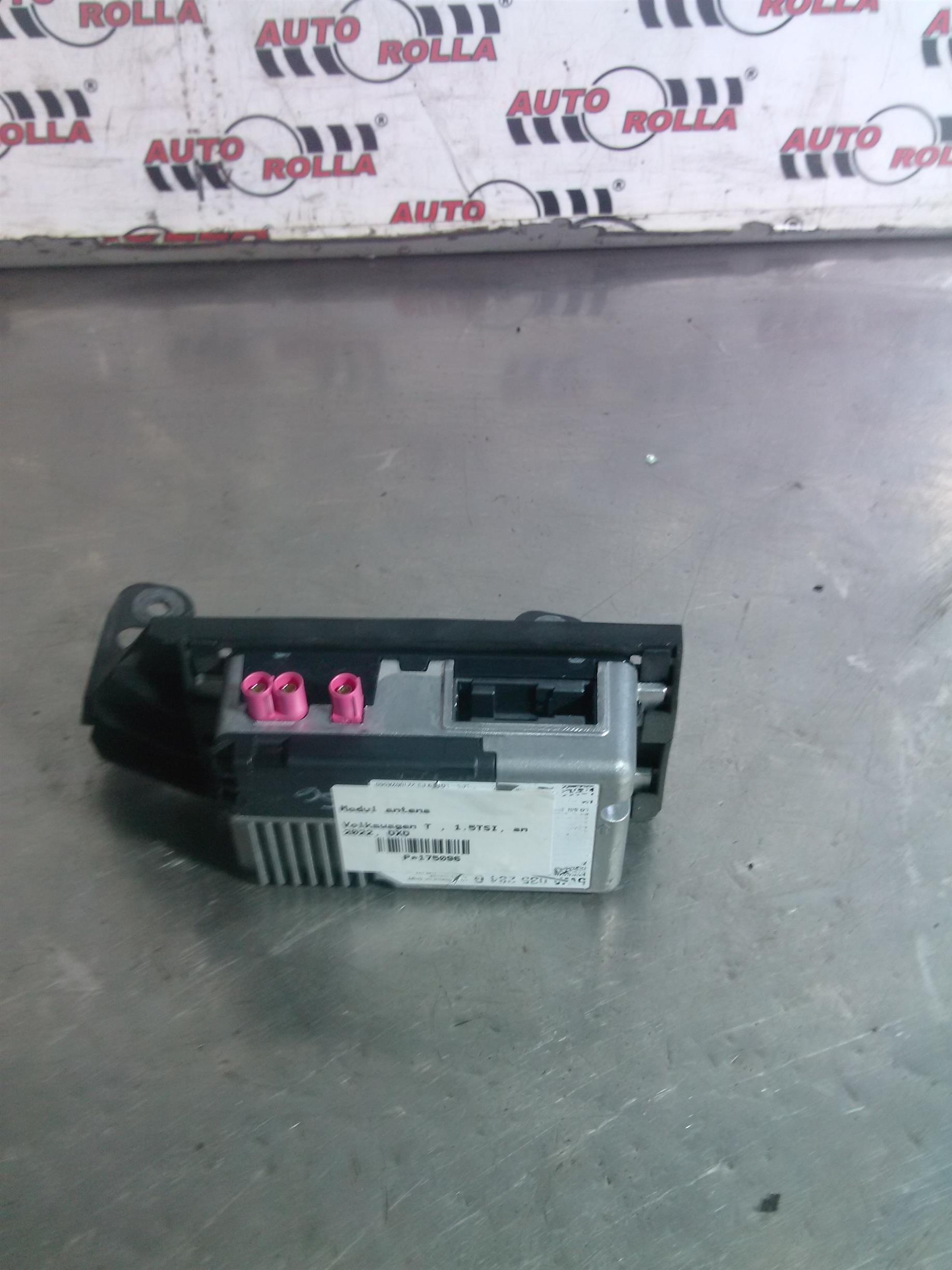 Modul antena Volkswagen T , 1.5TSI, an 2022, DXD