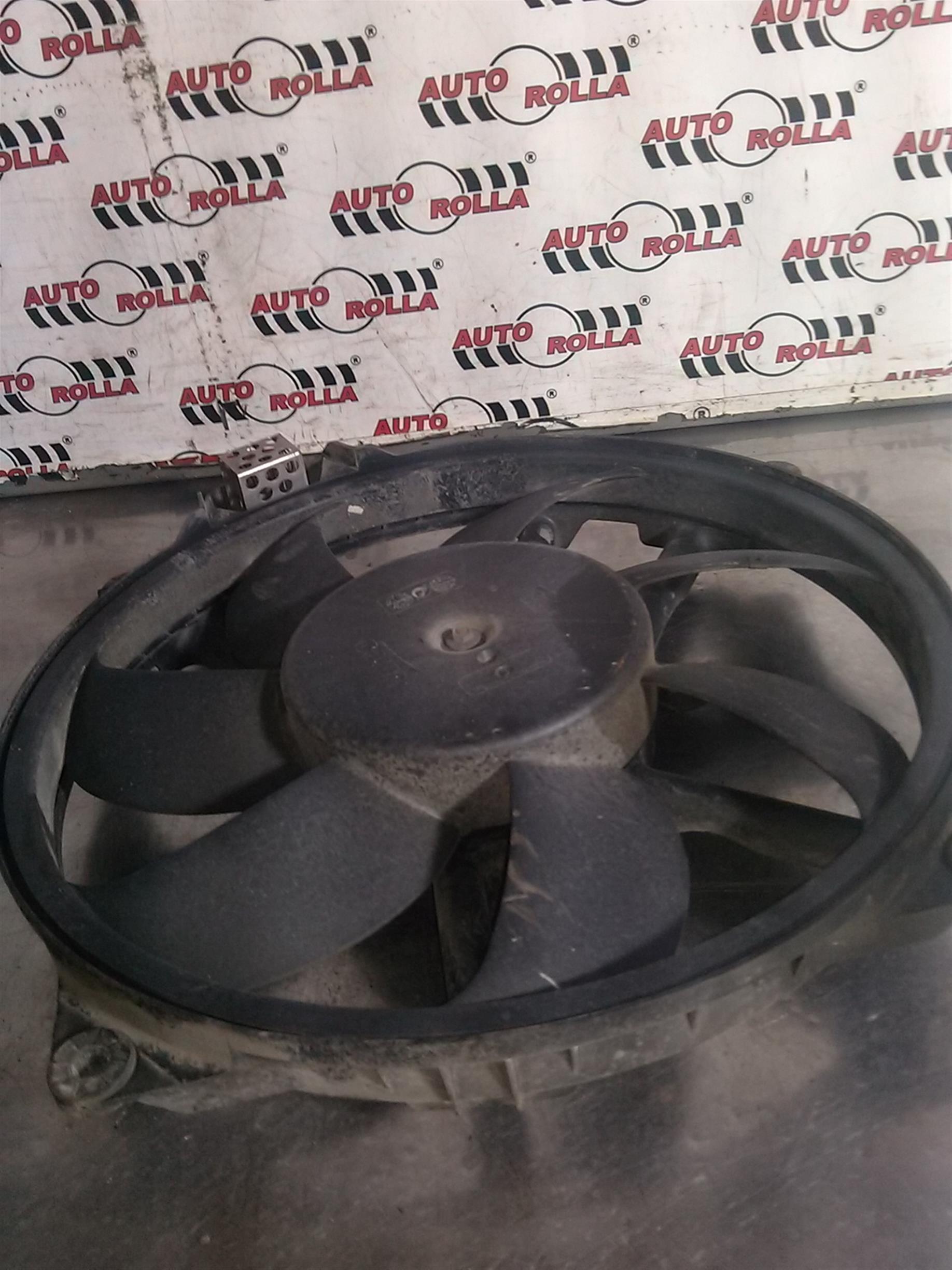 Electroventilator Renault Fluence 1.5 dci, an 2011, euro 5, K9K-J8