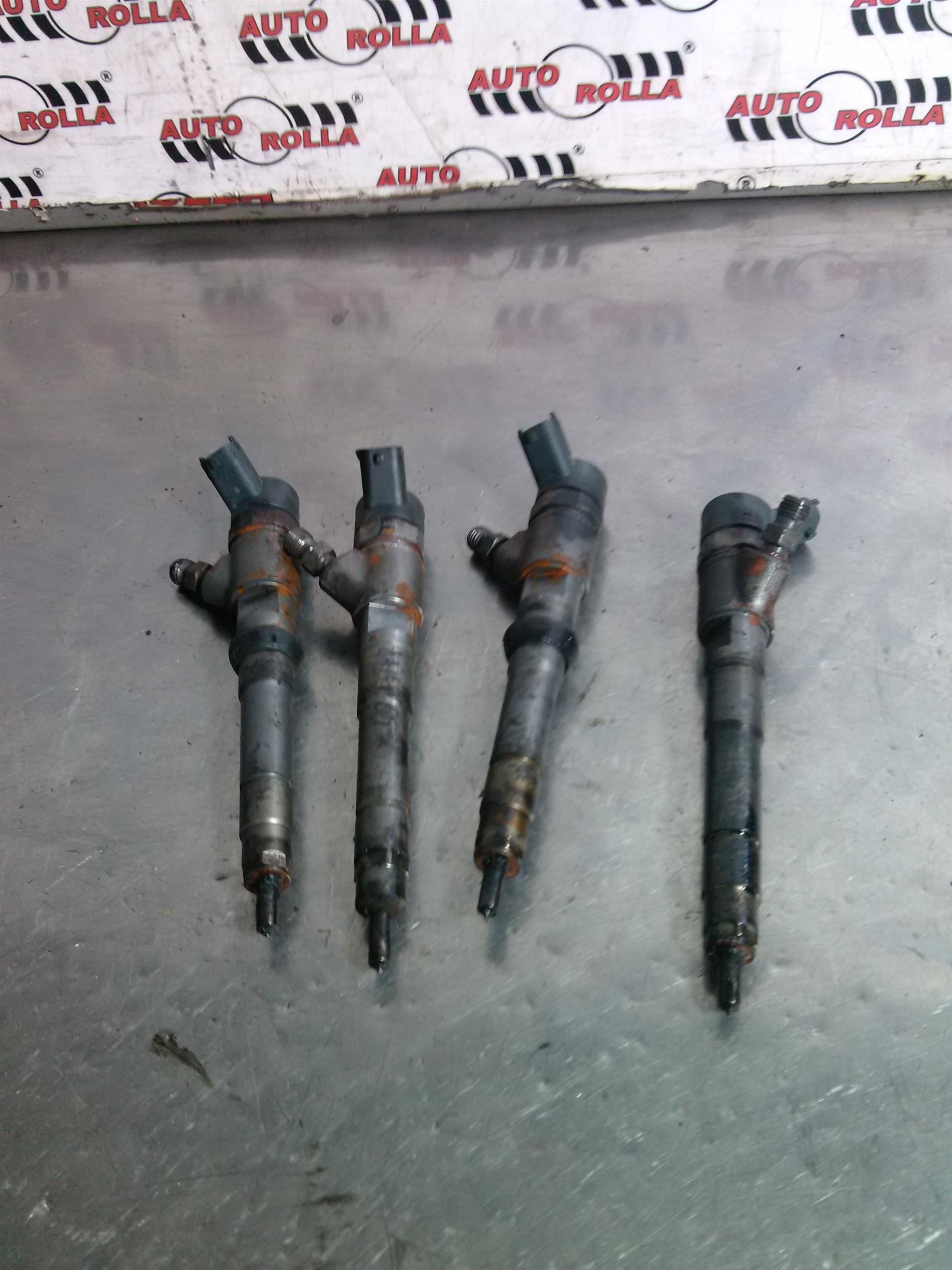 Injectoare set Iveco Daily 2.3D, an 2013, euro 5