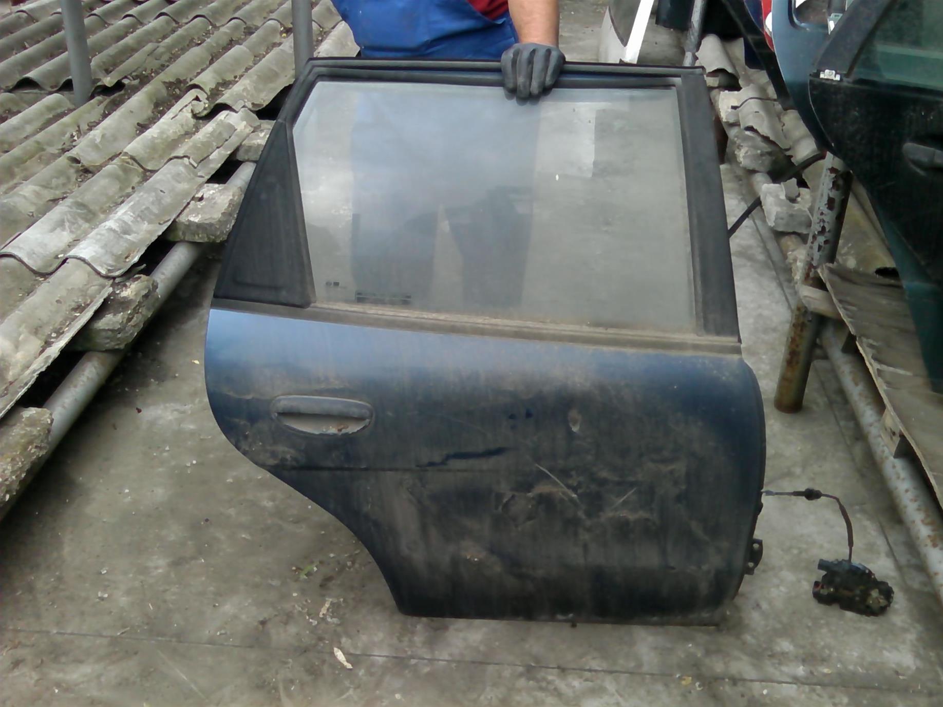 usa dreapta spate completa Daewoo Nubira