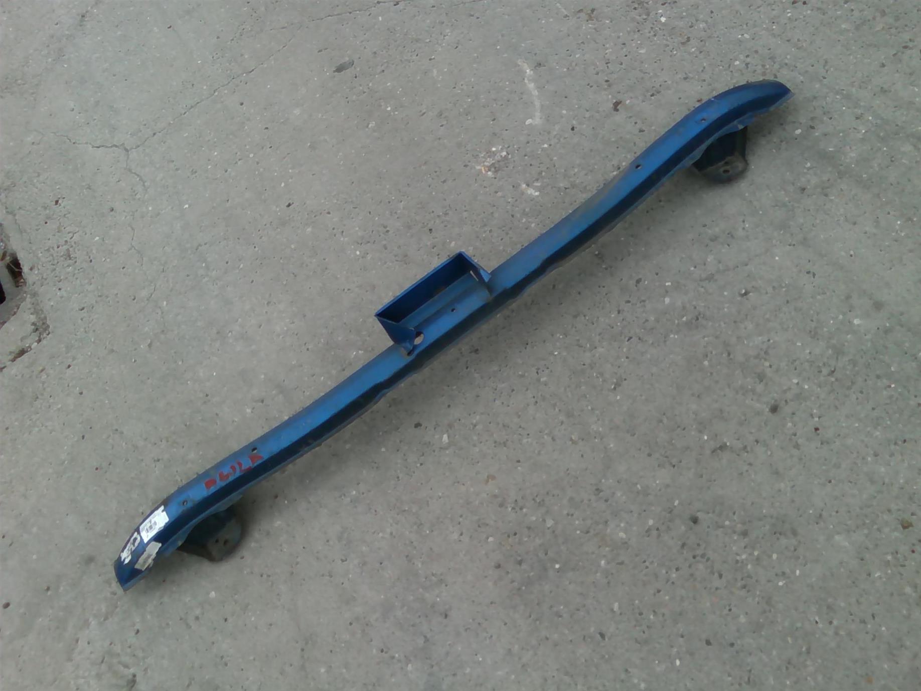 traversa superioara fata Opel Agila