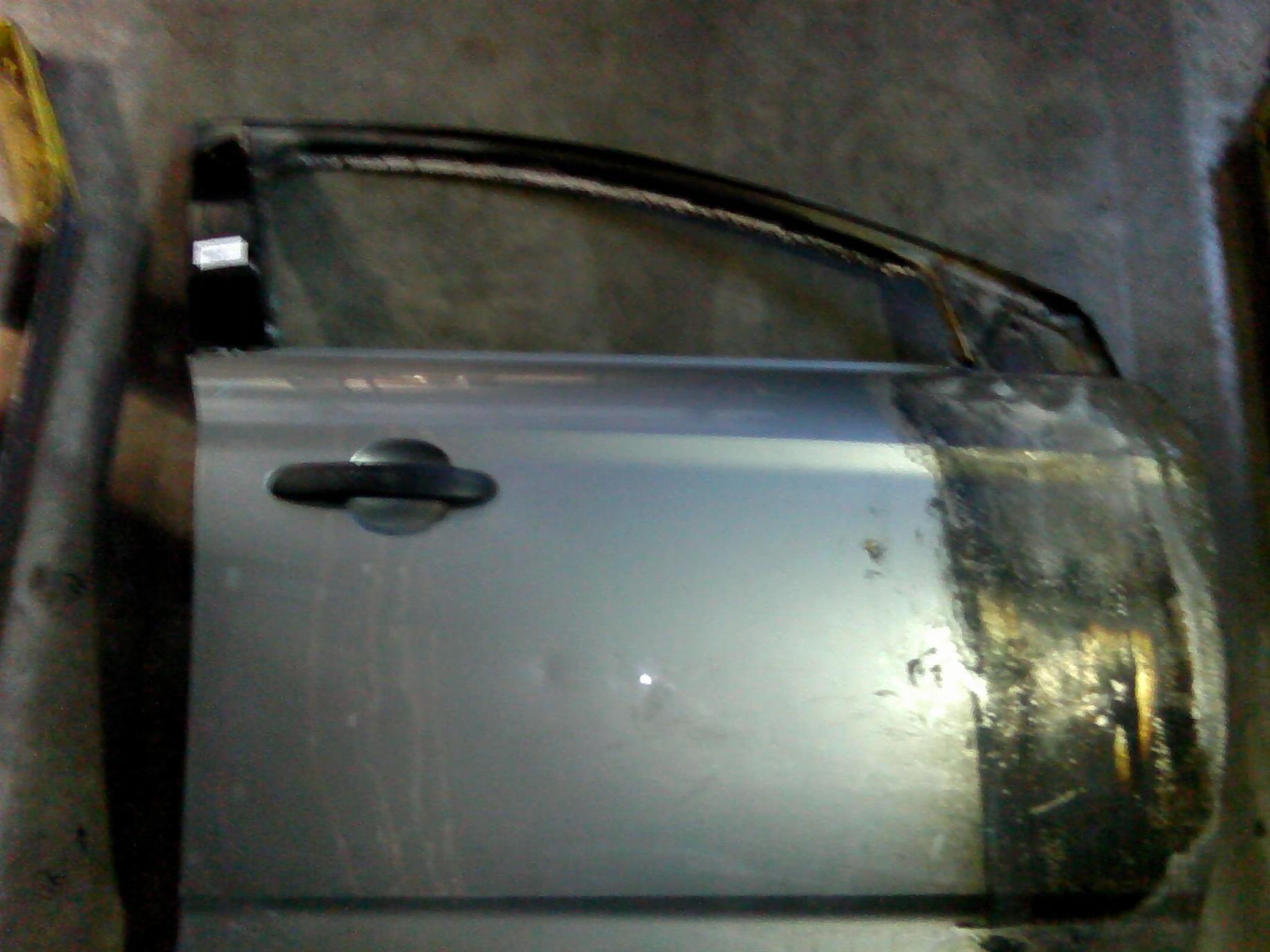 usa dreapta fata goala arsa Ford Mondeo