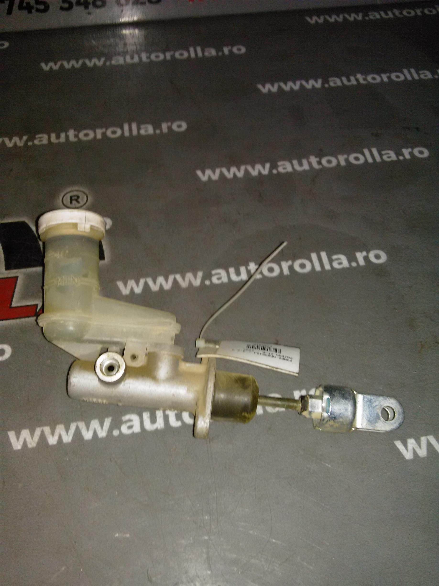 pompa ambreiaj Mitsubishi Pajero 3, 3.2DID, an 2003