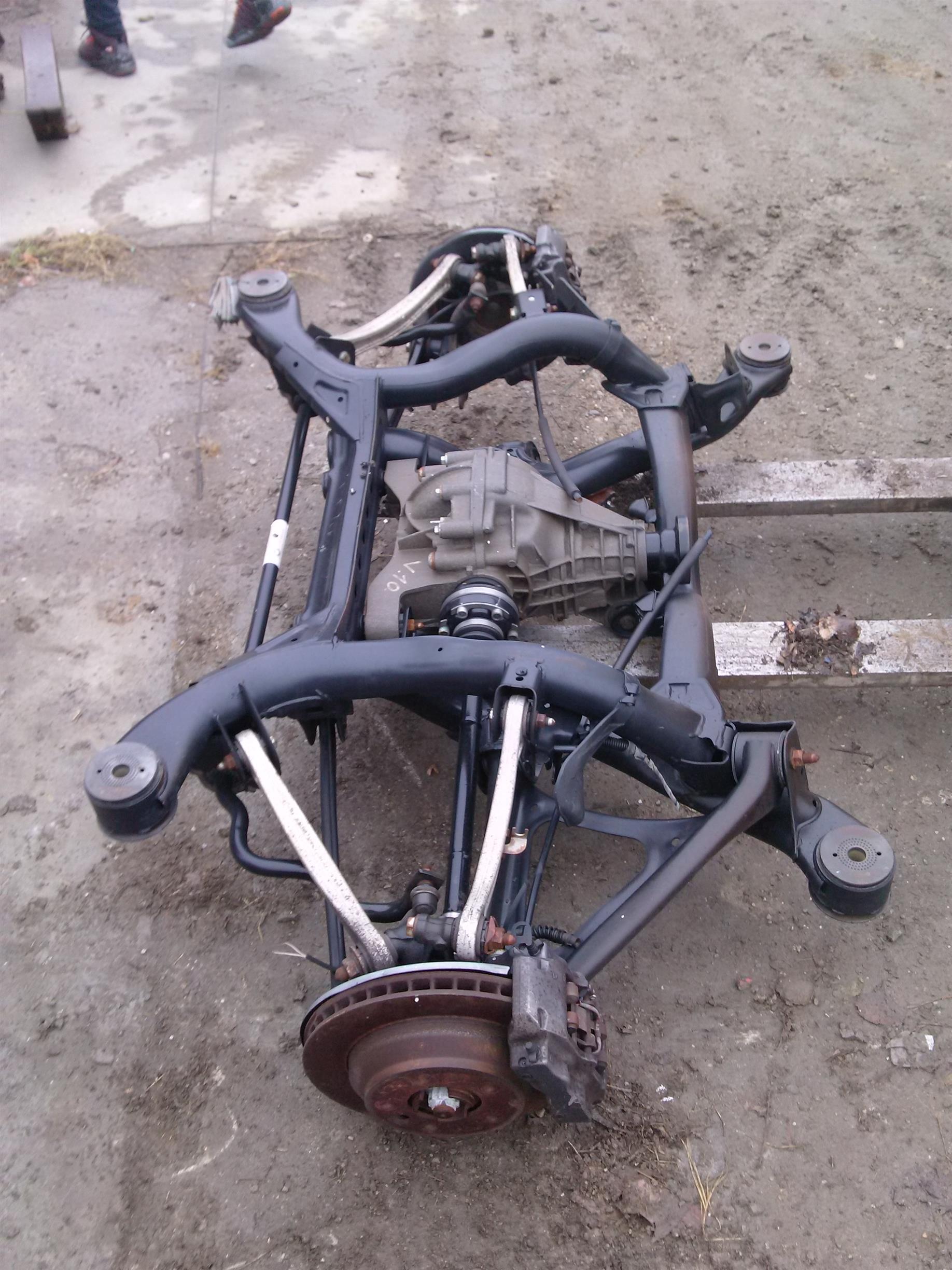 tirant punte dreapta spate Volkswagen Touareg, an 2005