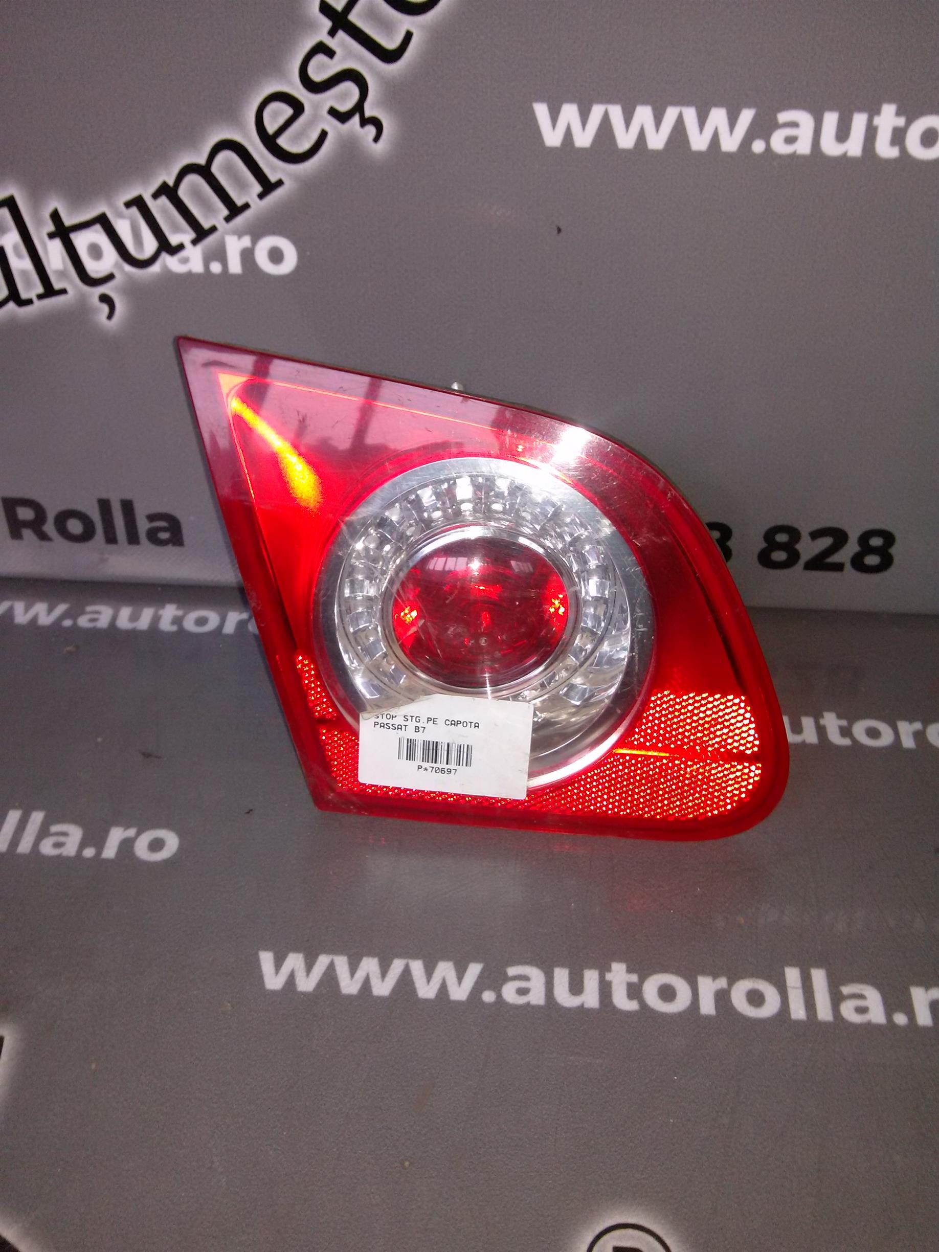 stop stanga pe capota Volkswagen Passat B6