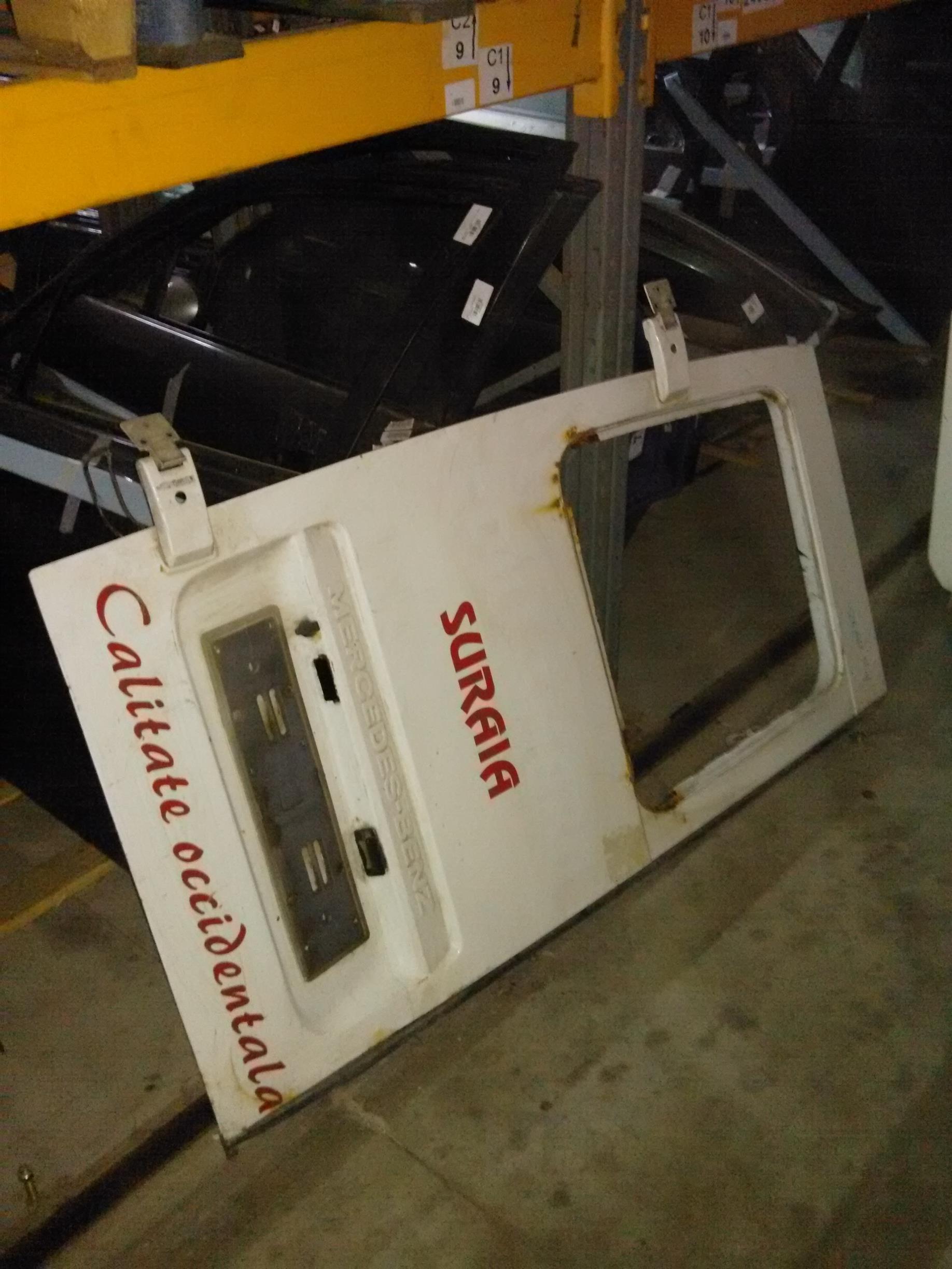 usa stanga spate completa Mercedes Sprinter, an 1998