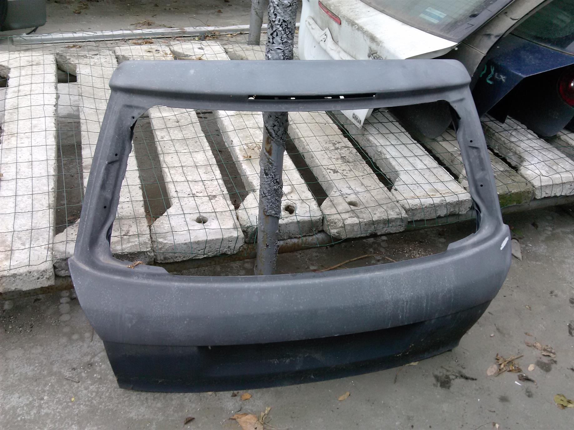 haion gol Audi A4, an 2003
