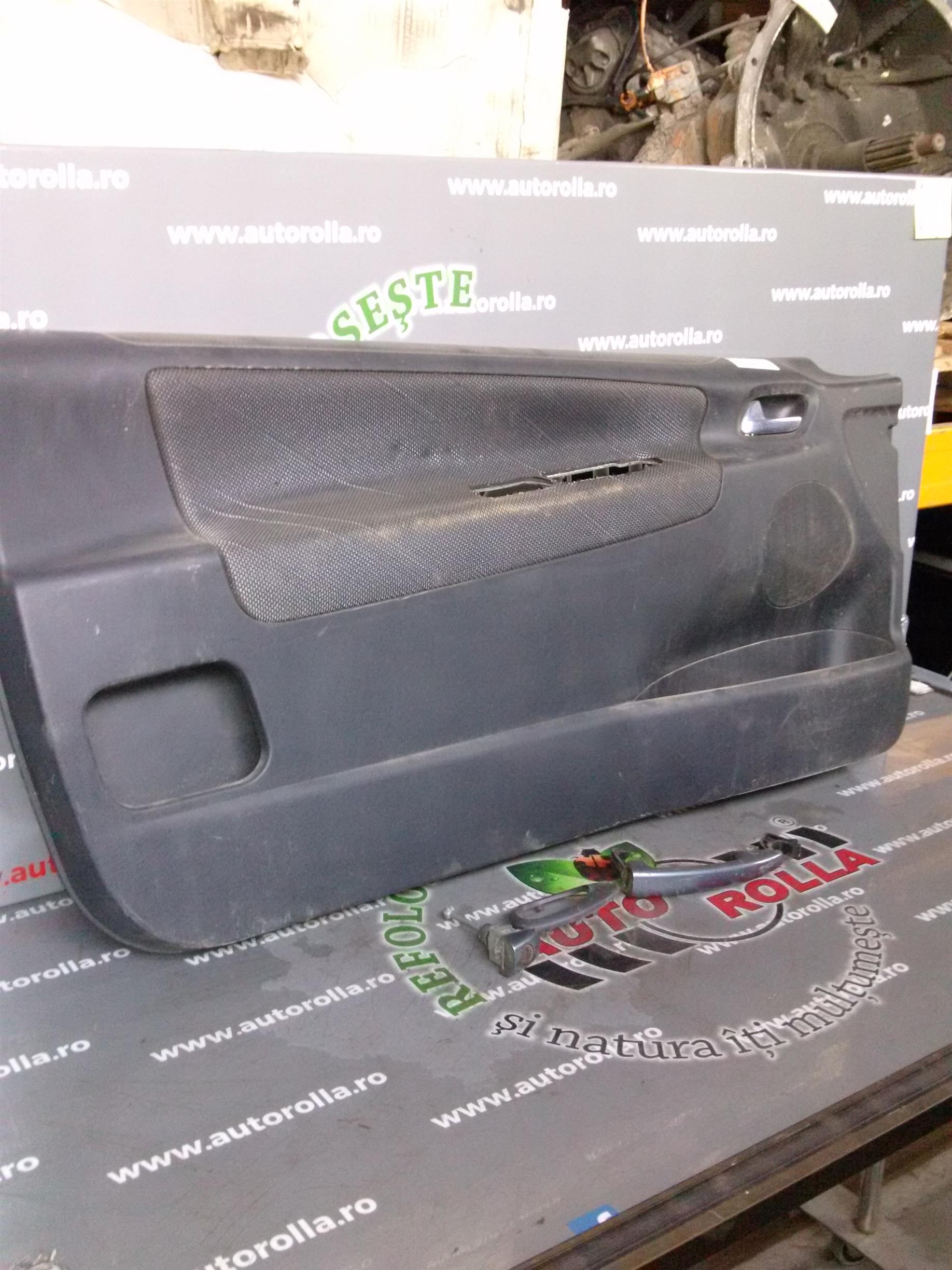 tapiterie usa stanga fata Peugeot 207, 2 usi