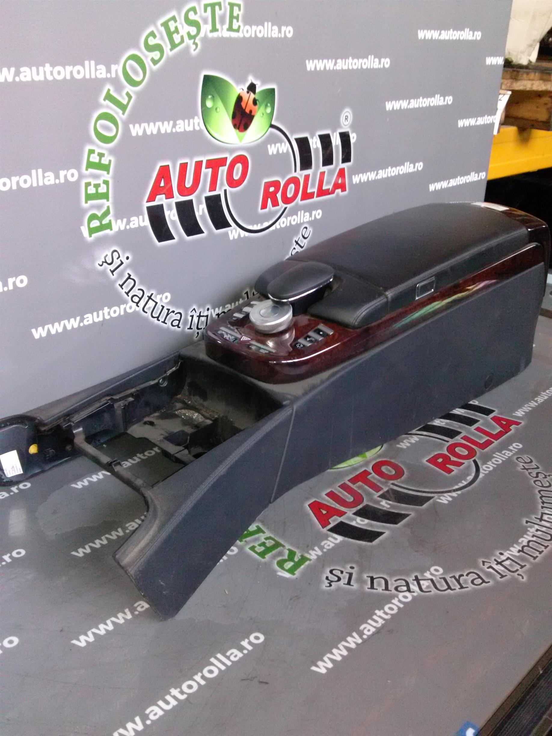 consola intre scaune Mercedes Sclass W221