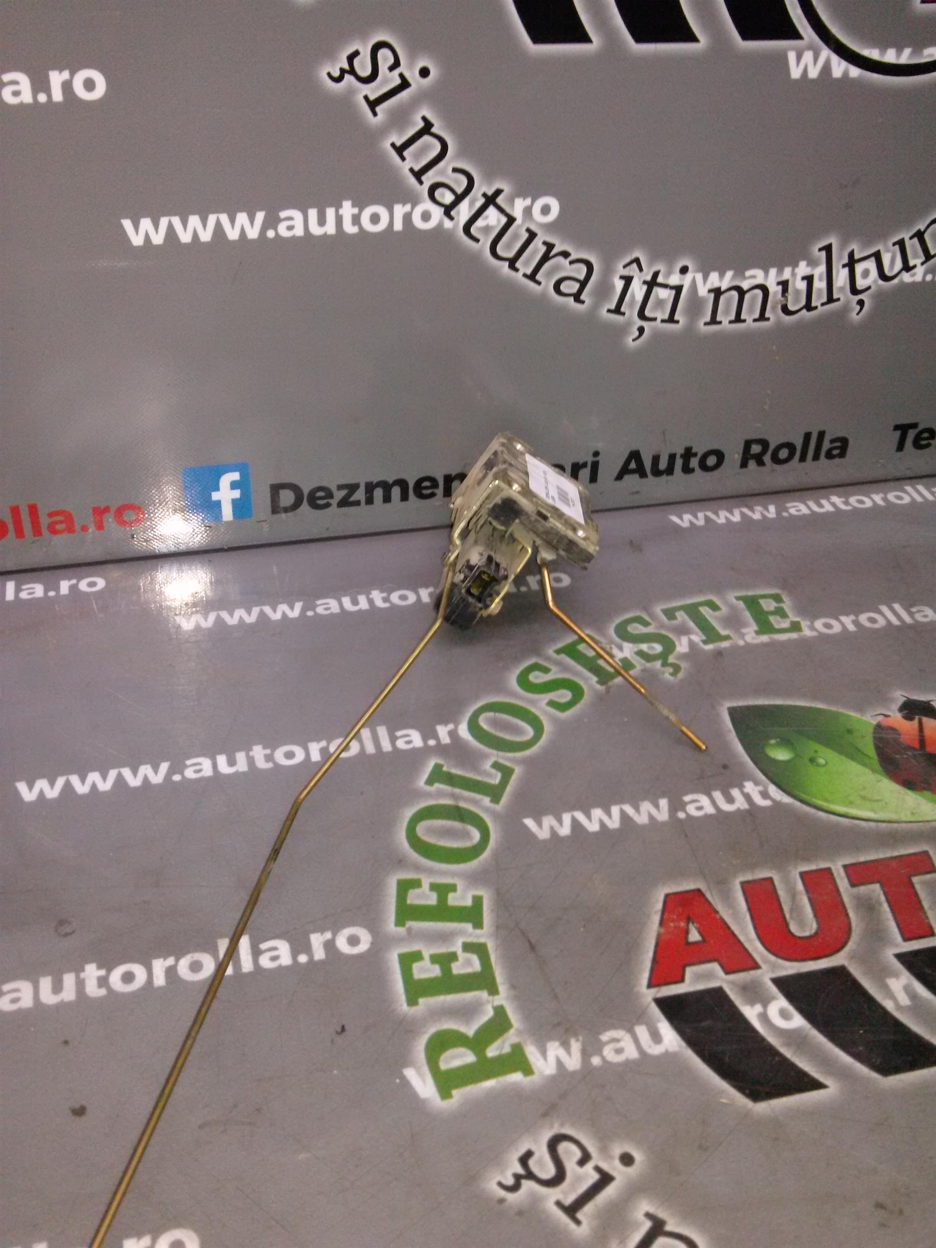 cremaliera usa dreapta fata Dacia Logan