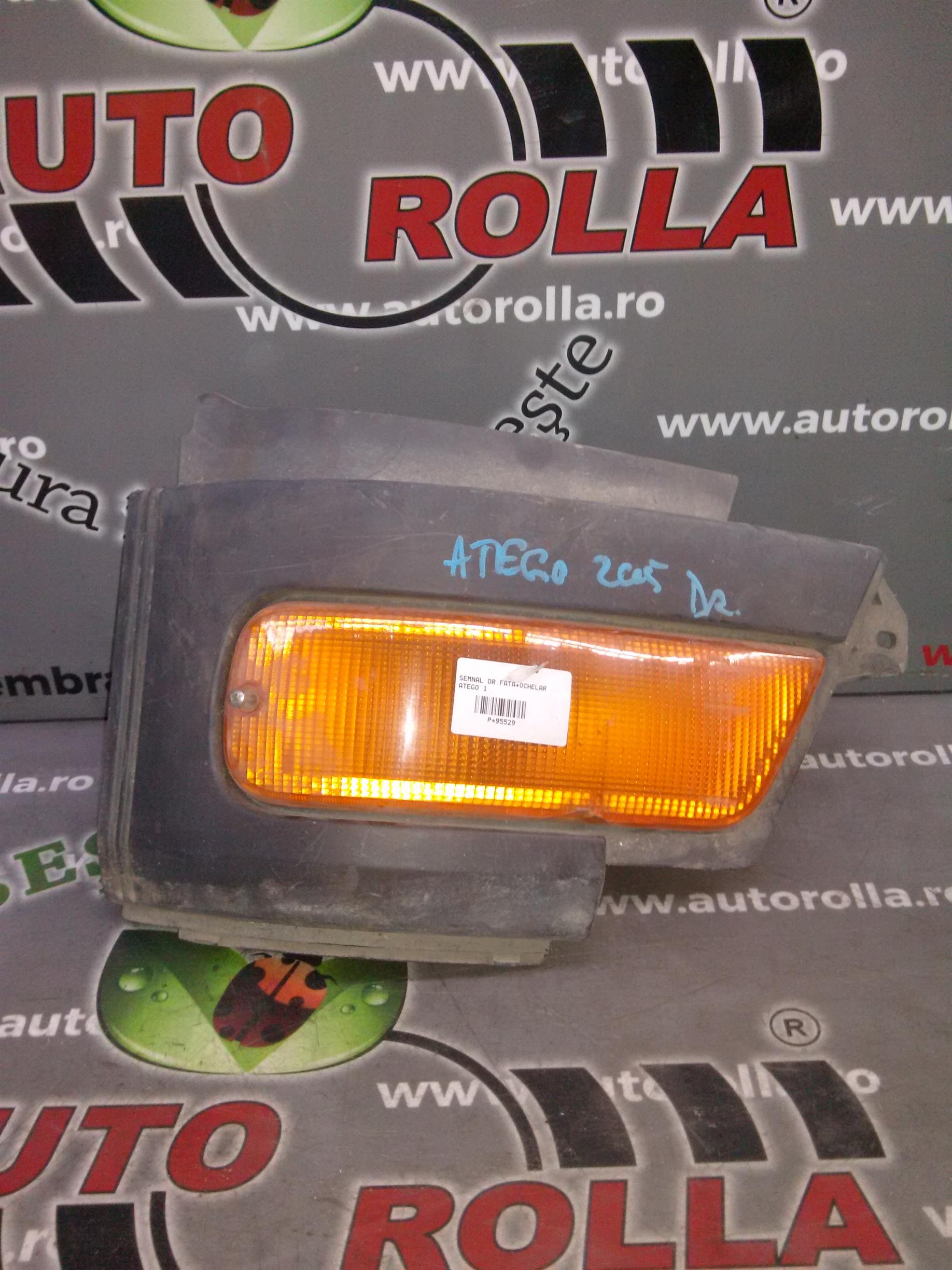 semnal dreapta fata si ochelar Mercedes Atego 1